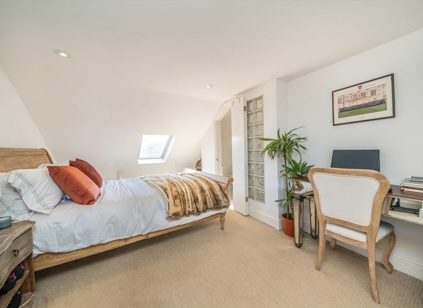 Properties sold in Caxton Road - SW19 8SJ view7