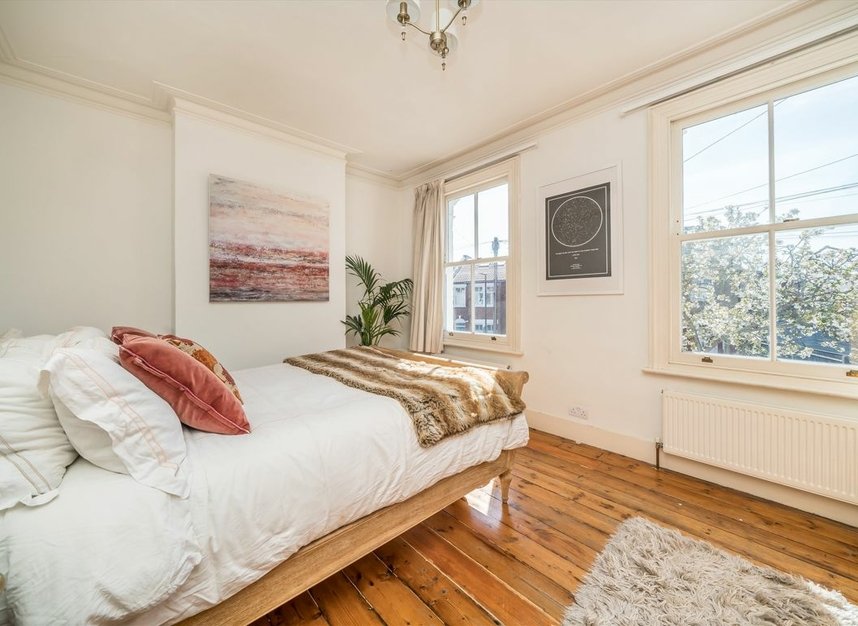 Properties sold in Caxton Road - SW19 8SJ view4