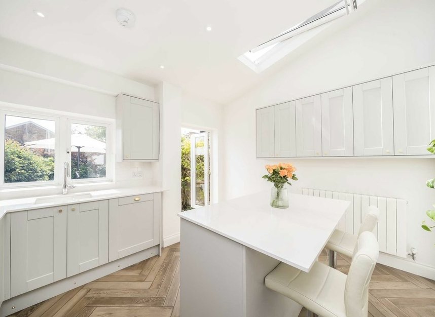 Properties sold in Caxton Road - SW19 8SJ view3