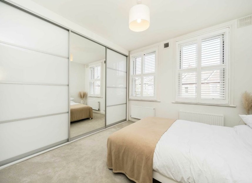 Properties sold in Caxton Road - SW19 8SJ view5