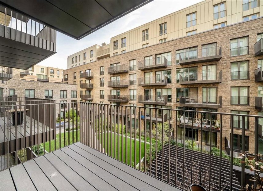 Properties for sale in Cendal Crescent - E1 2GA view9