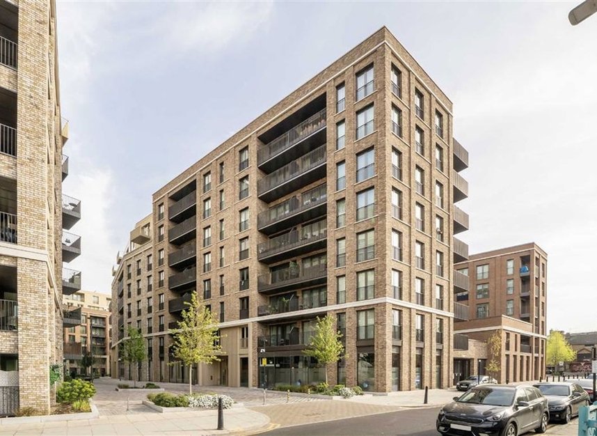 Properties for sale in Cendal Crescent - E1 2GA view1