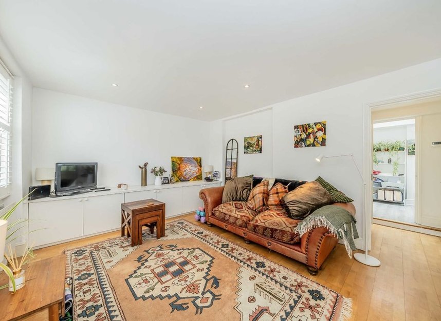 Properties for sale in Chancellors Road - W6 9RS view2