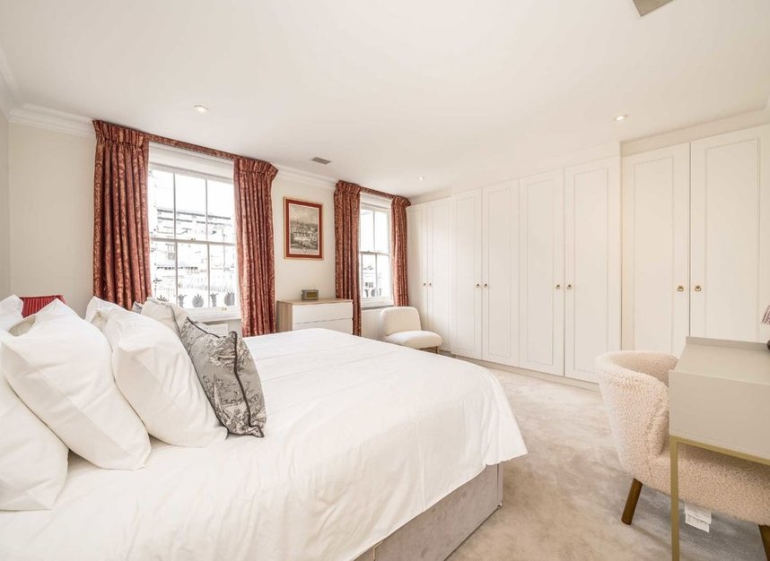 Properties for sale in Chapel Street - SW1X 7BY view8
