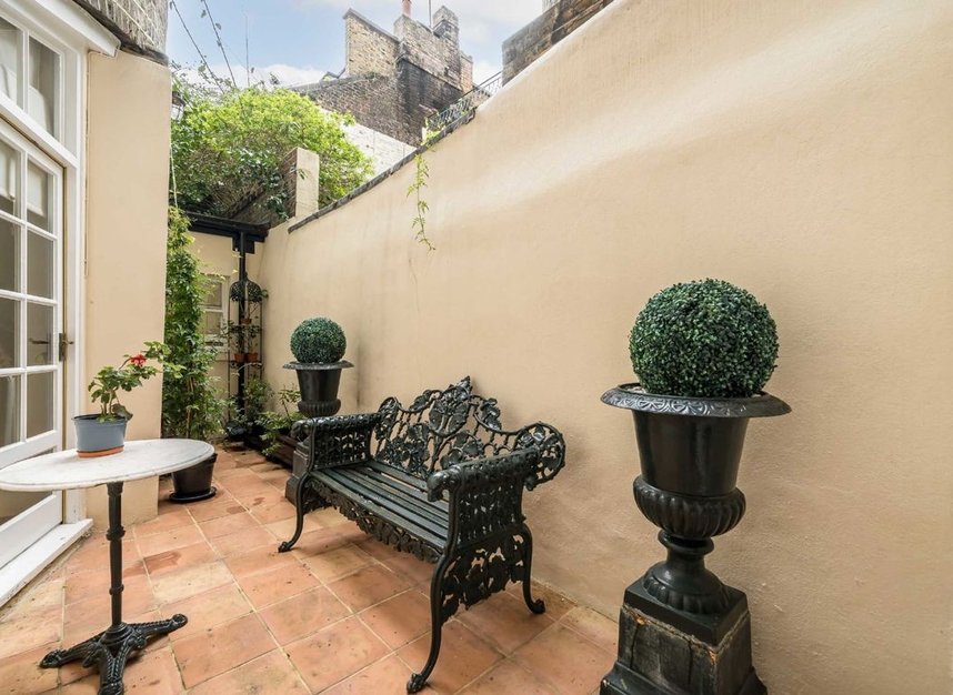 Properties for sale in Chapel Street - SW1X 7BY view7