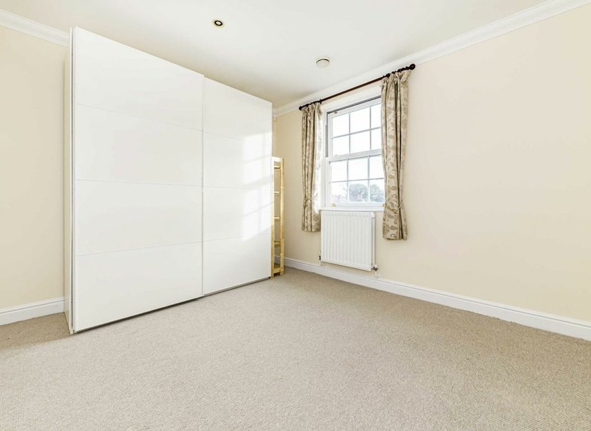 Properties sold in Chapman Square - SW19 5QW view6