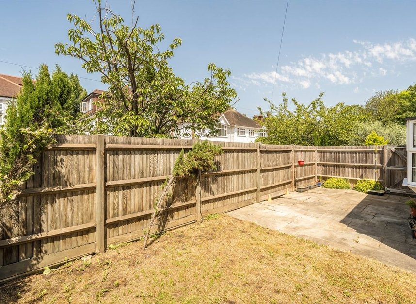 Properties for sale in Chara Place - W4 3DN view6