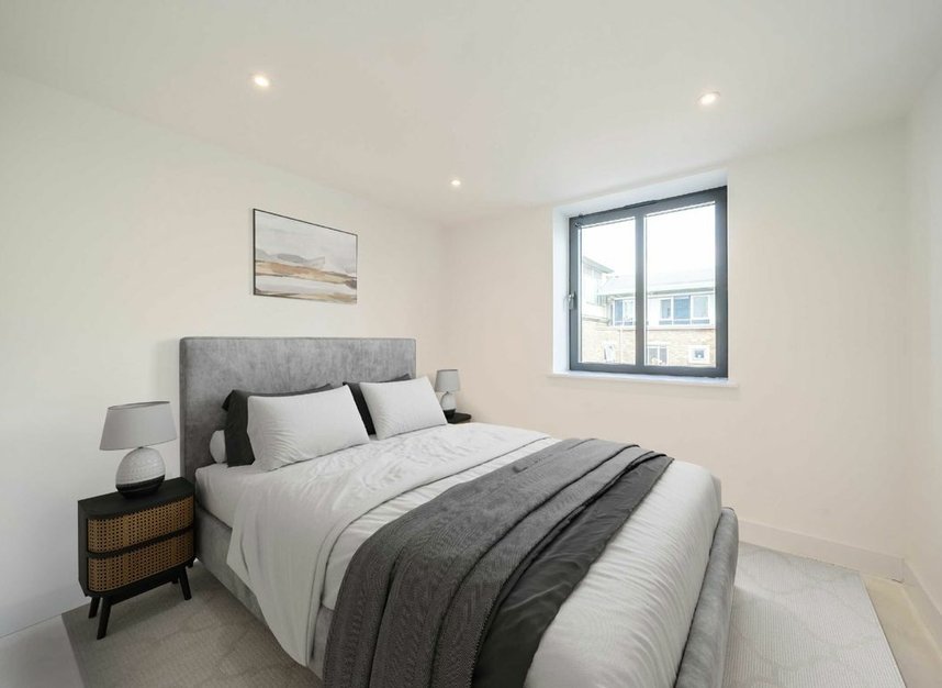 Properties for sale in Chatfield Road - SW11 3UL view5
