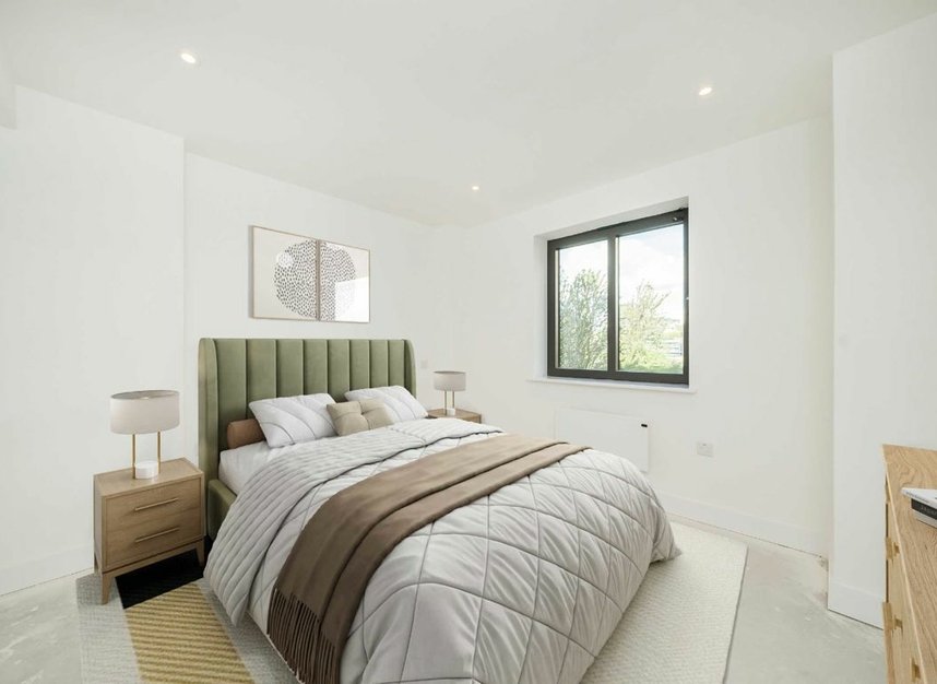 Properties for sale in Chatfield Road - SW11 3UL view5