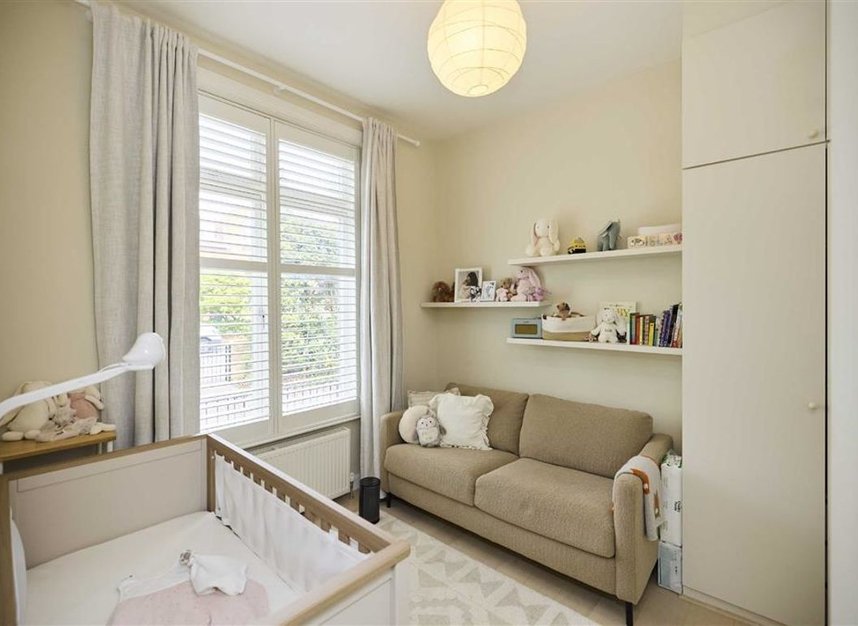 Flat for sale in Chatsworth Road, London, NW2 (Ref 225886) Dexters