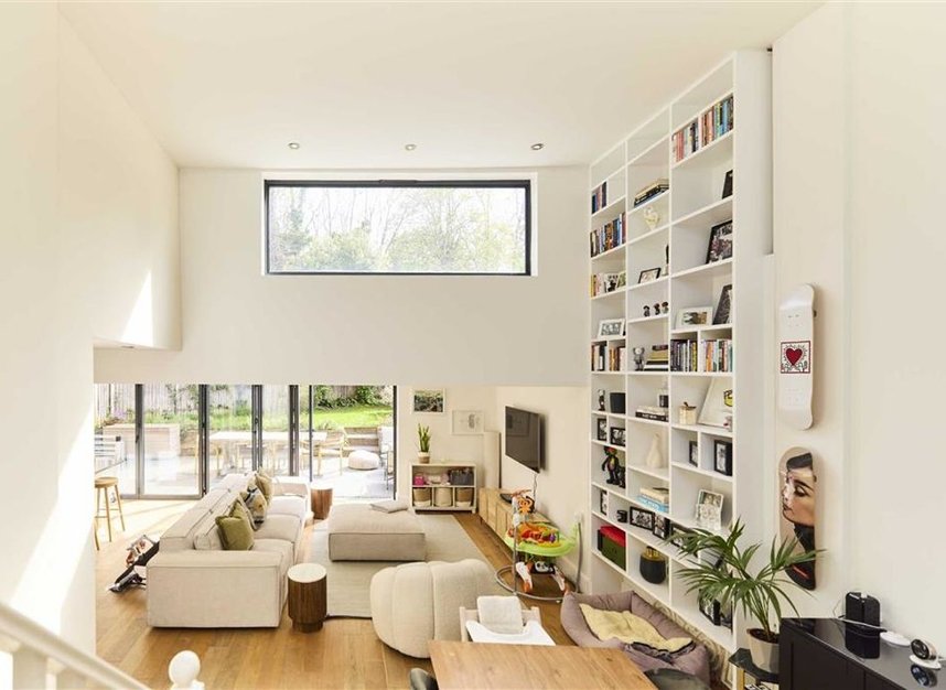 Flat for sale in Chatsworth Road, London, NW2 (Ref 225886) Dexters