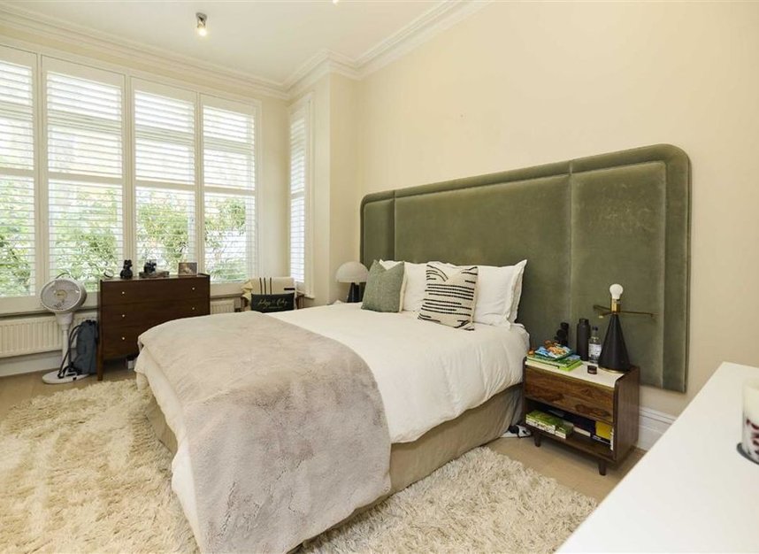 Flat for sale in Chatsworth Road, London, NW2 (Ref 225886) Dexters