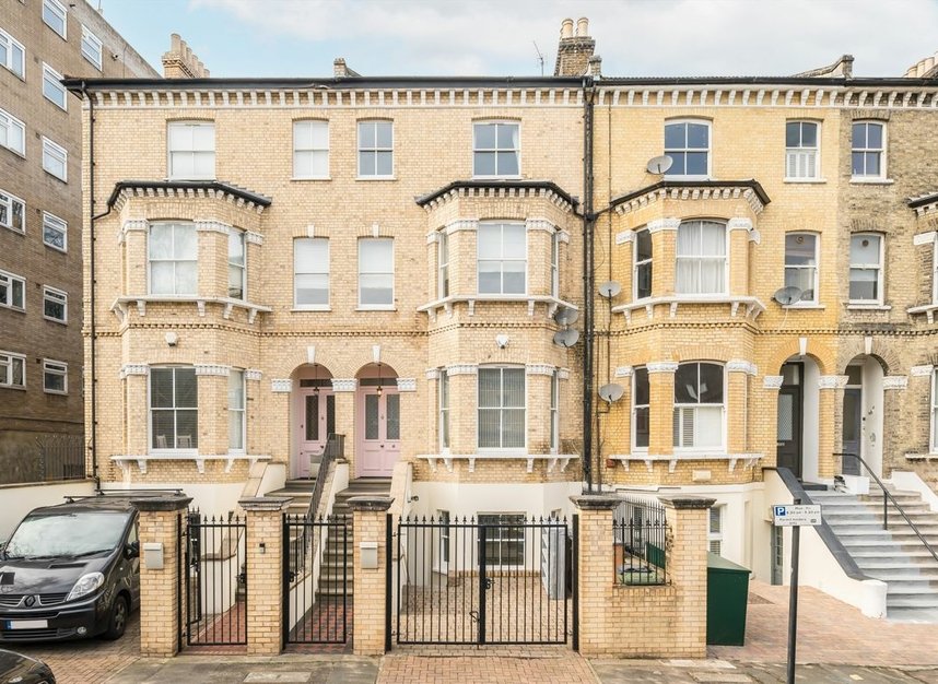 Chelsham Road, London, SW4