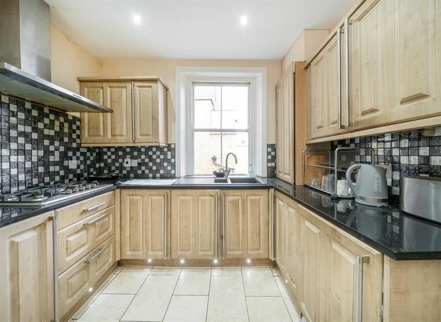 Properties for sale in Cheshire Street - E2 6ED view4