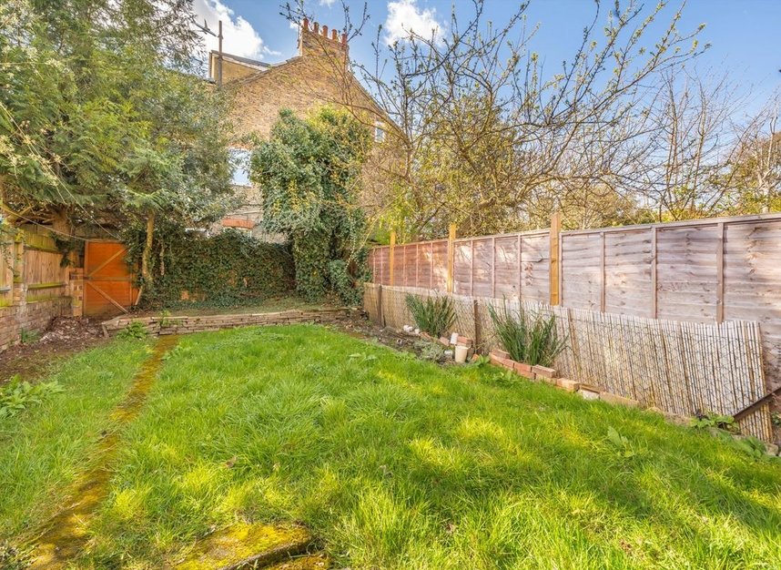 Properties for sale in Chesterfield Road - W4 3HQ view7