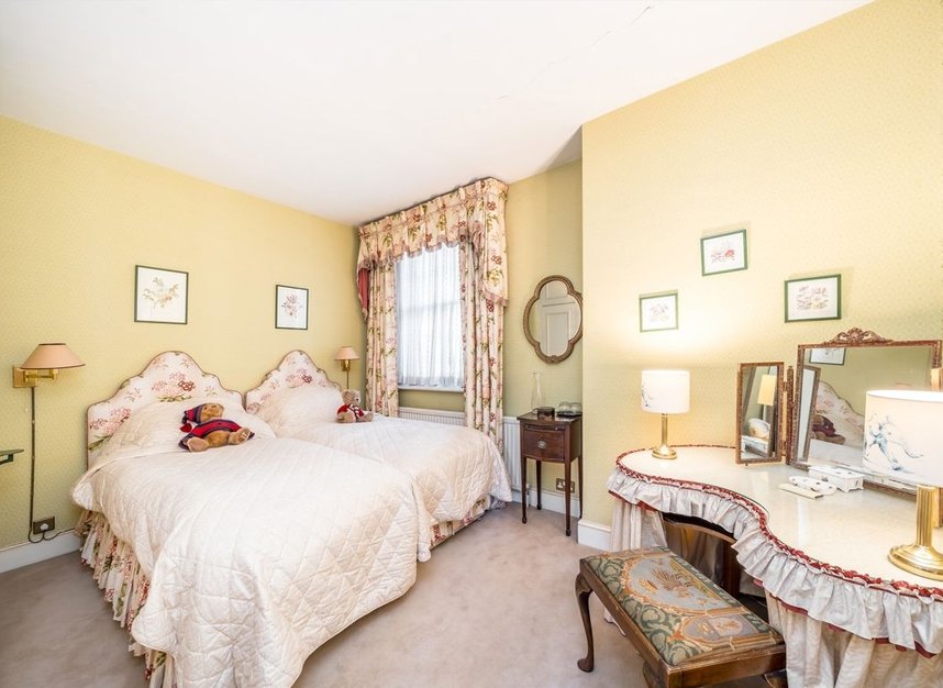 Properties sold in Cheyne Court - SW3 5TR view7