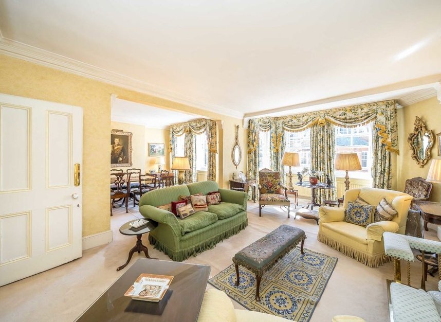 Properties sold in Cheyne Court - SW3 5TR view3