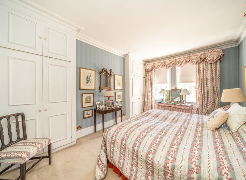 Properties sold in Cheyne Court - SW3 5TR view5