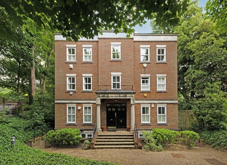 Flat for sale in Cholmeley Park, London, N6 (Ref 221119) Dexters