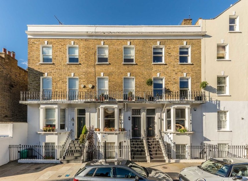 Properties for sale in Christchurch Street - SW3 4AR view1