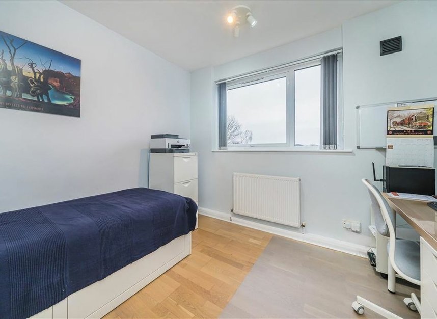 Properties for sale in Church Grove - KT1 4AR view5