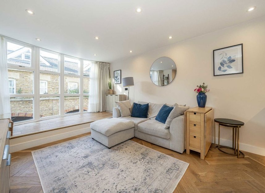 Properties for sale in Church Street - TW12 2GA view2