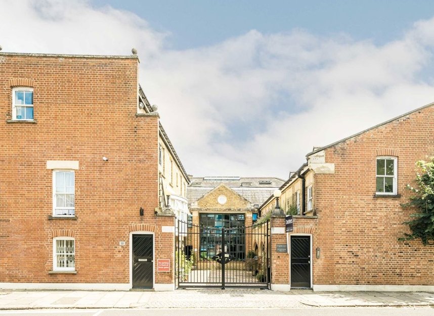 Properties for sale in Church Street - TW12 2GA view6