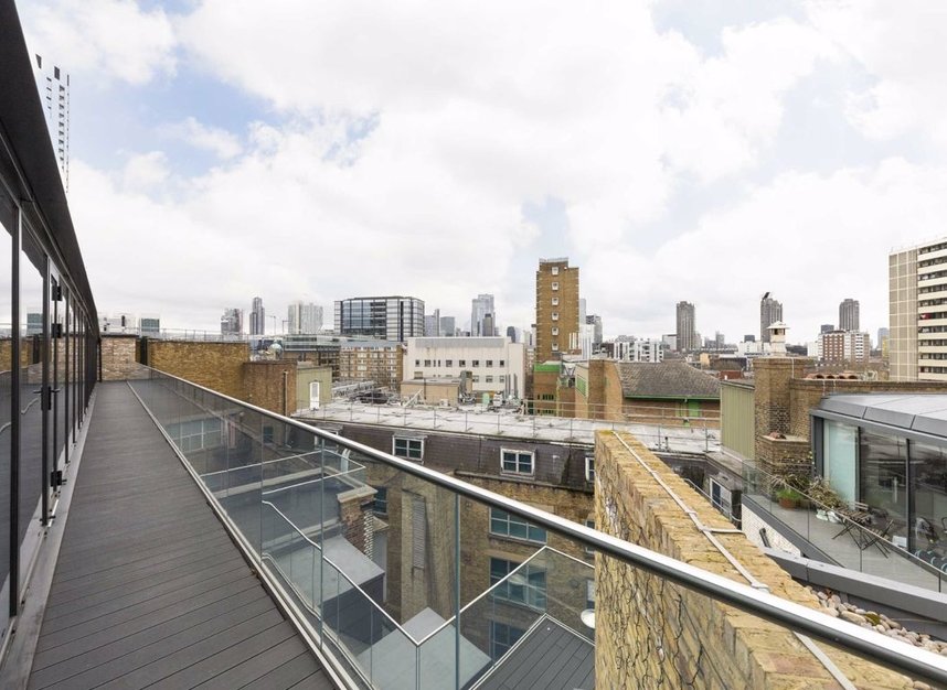 Properties for sale in City Road - EC1V 2QH view7