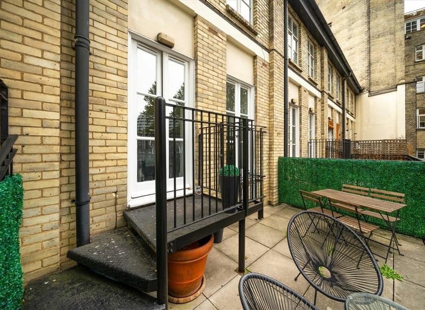 Properties for sale in City Road - EC1V 2NR view10