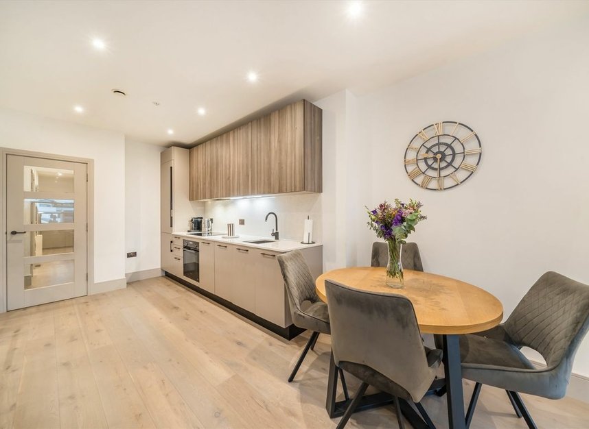 Flat for sale in Clapham Road, London, SW9 (Ref 265443) | Dexters