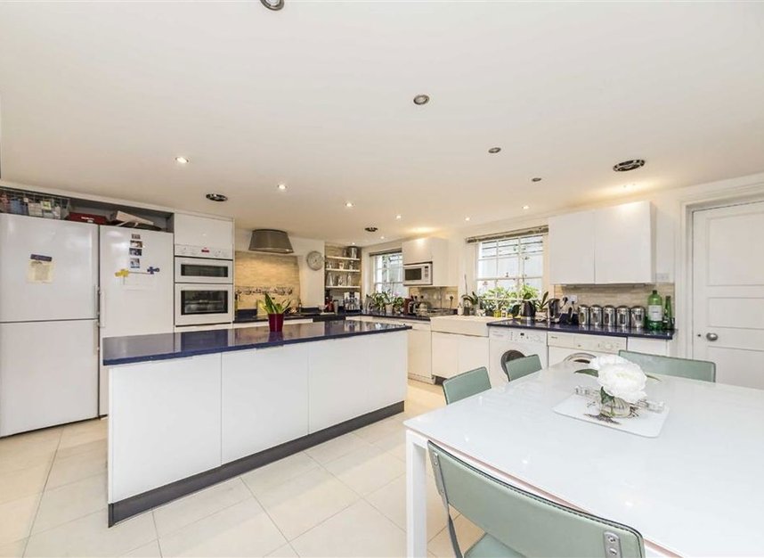 Properties for sale in Clapham Road - SW9 0JJ view3
