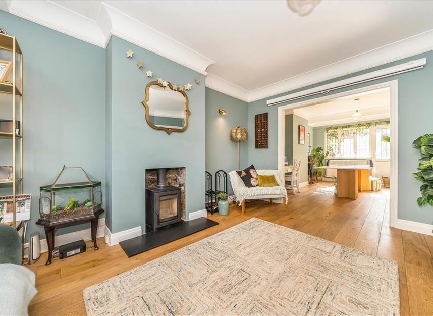 Properties for sale in Clarence Avenue - SW4 8LA view2