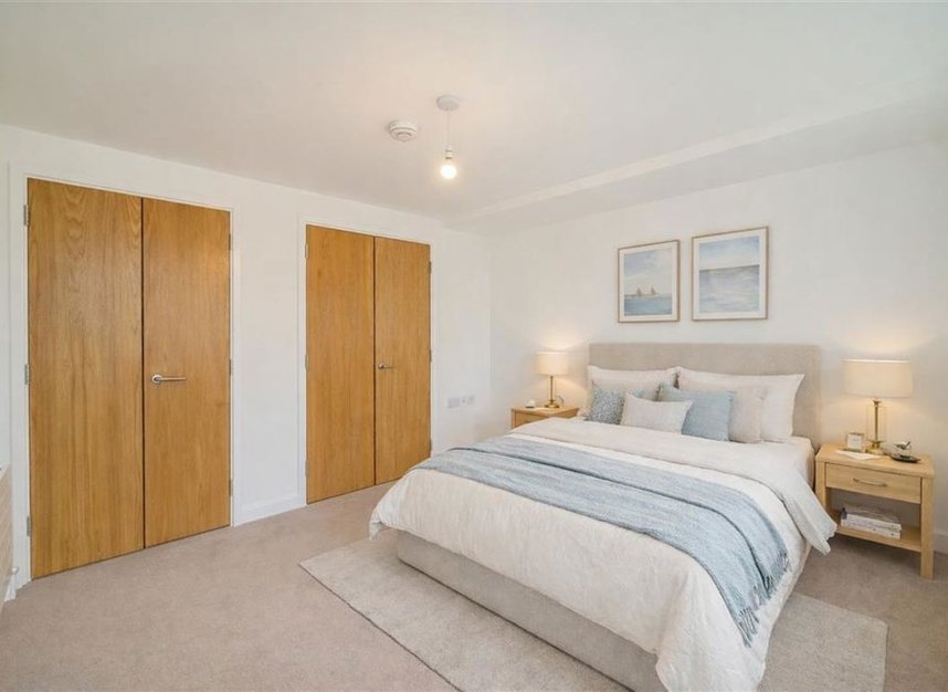 Properties for sale in Clarence Avenue - SW4 8DL view7