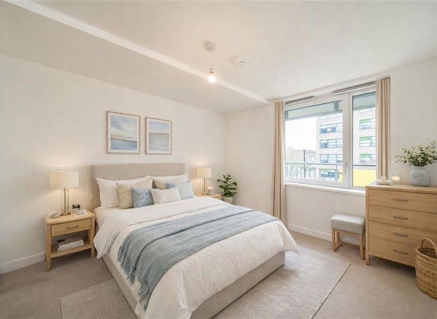 Properties for sale in Clarence Avenue - SW4 8DL view3