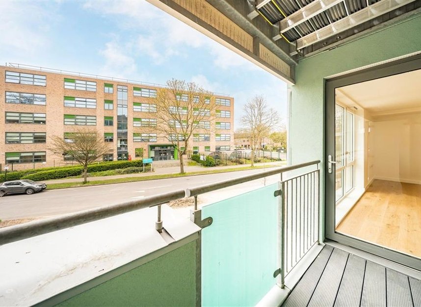 Properties for sale in Clarence Avenue - SW4 8DL view7