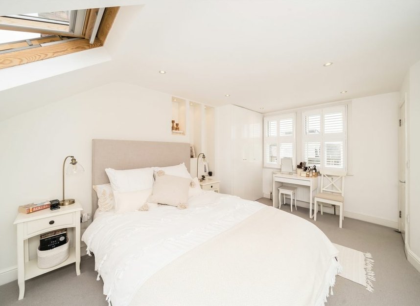 House - terraced for sale in Clarence Road, London, SW19 (Ref