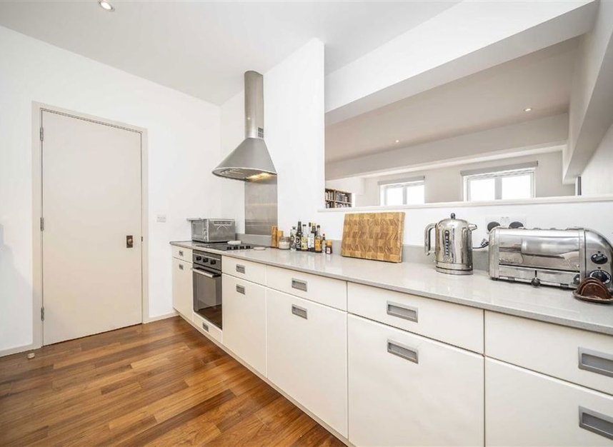 Properties for sale in Clark Street - E1 3HS view6