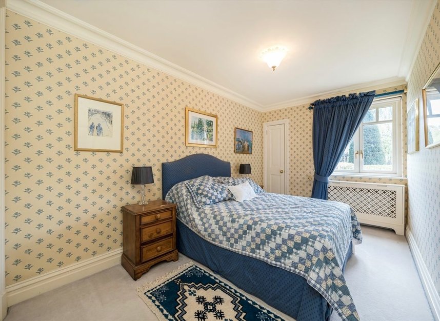 Properties sold in Clevedon Road - TW1 2TW view7