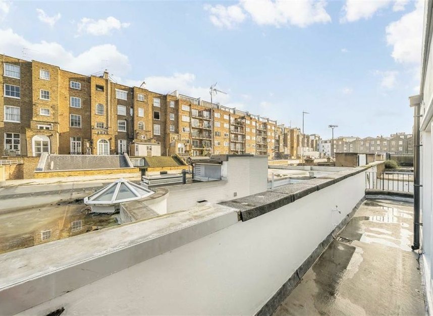 Properties for sale in Cleveland Gardens - W2 6HA view7