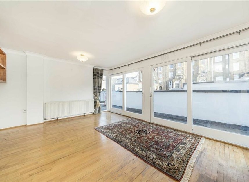 Properties for sale in Cleveland Gardens - W2 6HA view2
