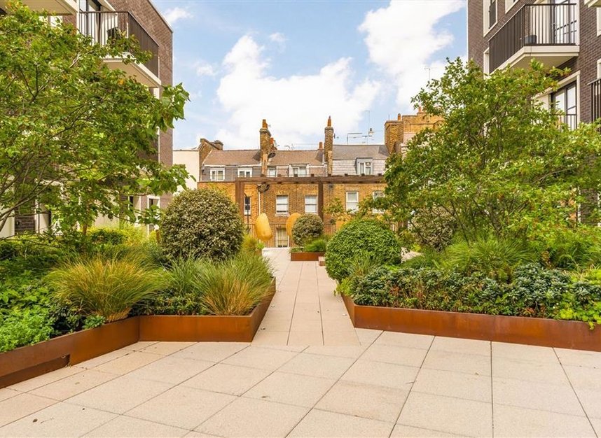 Properties for sale in Cleveland Street - W1T 6FA view10