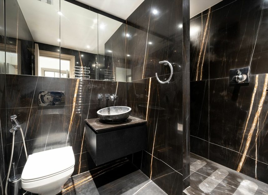 Properties sold in Clifton Gardens - W9 1DT view11