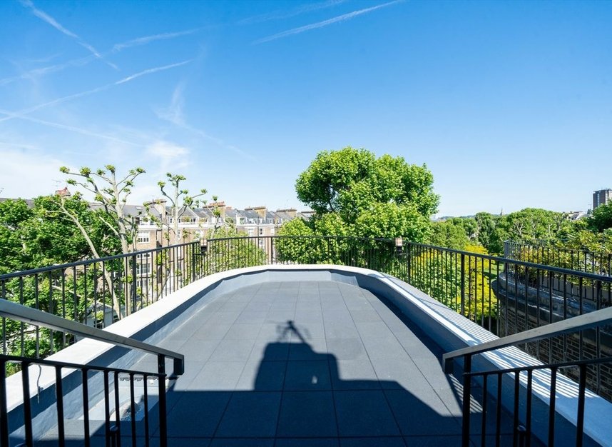 Properties sold in Clifton Gardens - W9 1DT view5