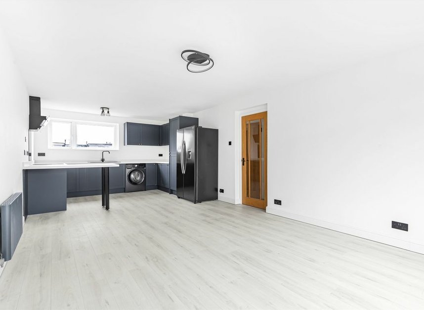 Properties sold in Clifton Road - KT2 6PP view2