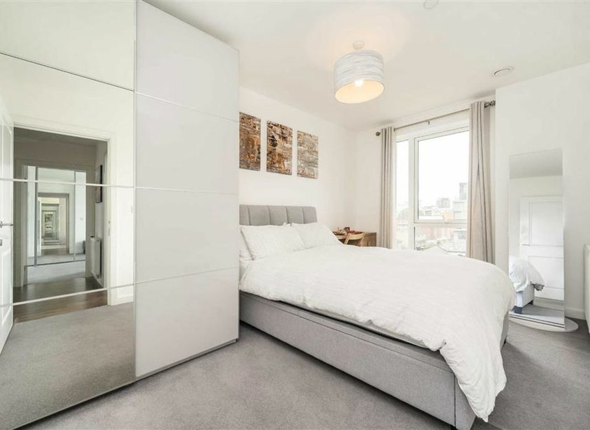 Properties for sale in Cofferdam Way - SE8 3GQ view4