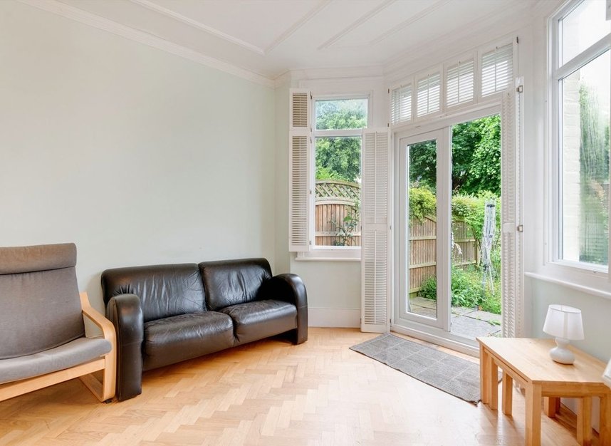 Properties for sale in Coldershaw Road - W13 9DT view7