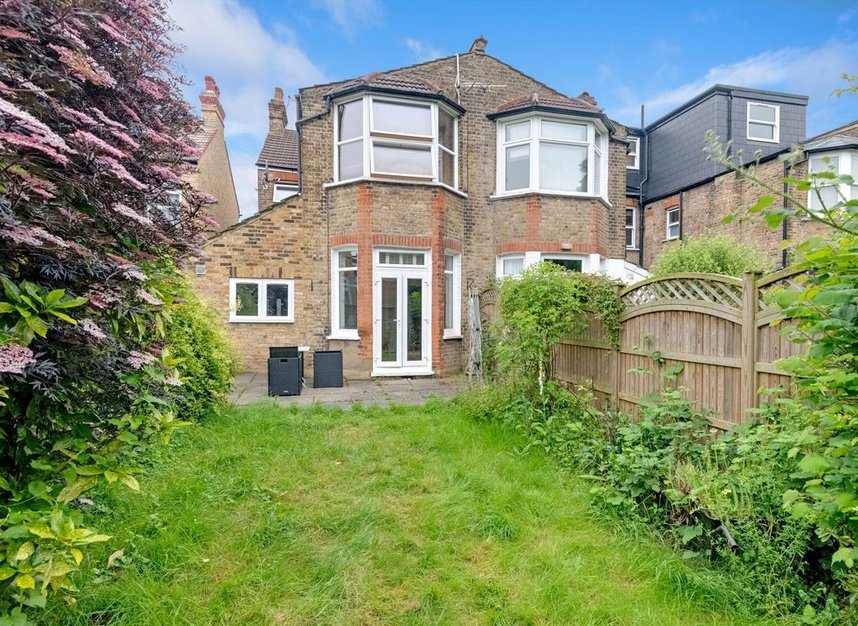 Properties for sale in Coldershaw Road - W13 9DT view4