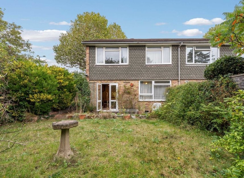 House terraced for sale in Cole Road, Twickenham, TW1 (Ref 212308