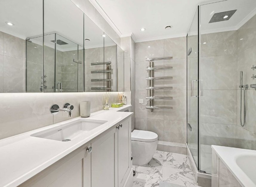 Properties for sale in Coleridge Gardens - SW10 0RR view7