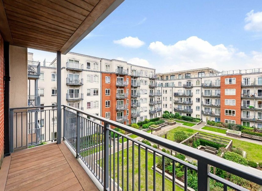 Flat for sale in Commander Avenue, London, NW9 (Ref 239229) Dexters